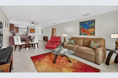 12100 Capri Circle S #203, Treasure Island, FL 33706 - Photo 3