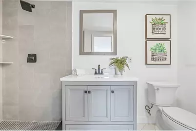 4095 Locust Street NE, Saint Petersburg, FL 33703 - Photo 17