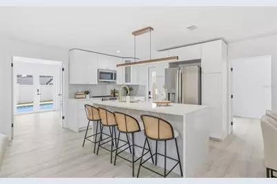 6050 Garmouth Way N, Saint Petersburg, FL 33709 - Photo 9