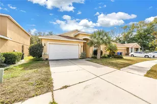 607 Center Ave, Brandon, FL 33511 - Photo 1