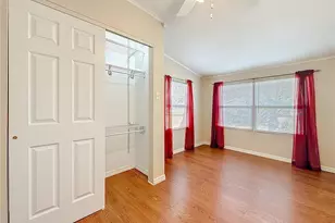 3752 57th Ave N, Saint Petersburg, FL 33714 - Photo 21