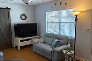 4007 Truman Dr, Seffner, FL 33584 - Photo 11