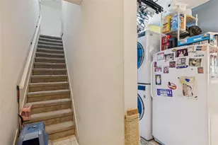 928 Oakview Rd, Tarpon Springs, FL 34689 - Photo 41