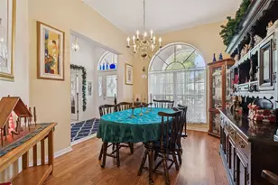 928 Oakview Rd, Tarpon Springs, FL 34689 - Photo 7