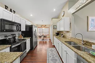 5520 Terrain De Golf Dr, Lutz, FL 33558 - Photo 3
