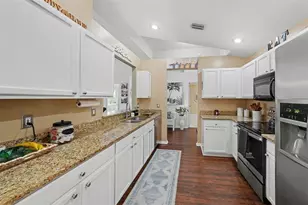 5520 Terrain De Golf Dr, Lutz, FL 33558 - Photo 15