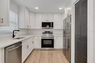 544 93rd Ave N, Saint Petersburg, FL 33702 - Photo 13