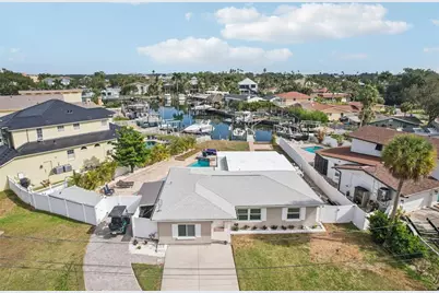 5467 Bayou Grande Boulevard NE, Saint Petersburg, FL 33703 - Photo 41