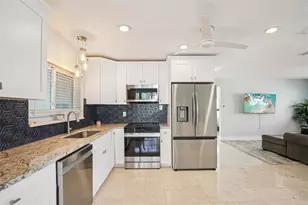 5467 Bayou Grande Blvd NE, Saint Petersburg, FL 33703 - Photo 9