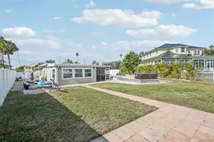 5467 Bayou Grande Blvd NE, Saint Petersburg, FL 33703 - Photo 35