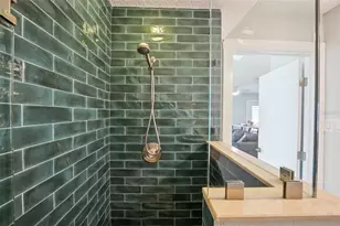 5467 Bayou Grande Blvd NE, Saint Petersburg, FL 33703 - Photo 11