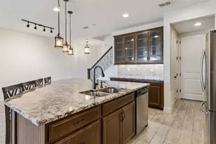 9009 Palm Key Ave, Oldsmar, FL 34677 - Photo 11