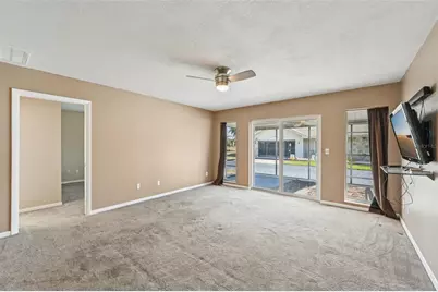 332 Club Manor Drive, Sun City Center, FL 33573 - Photo 15