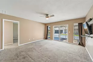 332 Club Mnr Dr, Sun City Center, FL 33573 - Photo 15