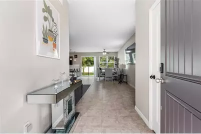 7710 Sunshine Bridge Ave, Gibsonton, FL 33534 - Photo 5