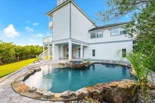 2002 Alexis Ct, Tarpon Springs, FL 34689 - Photo 79