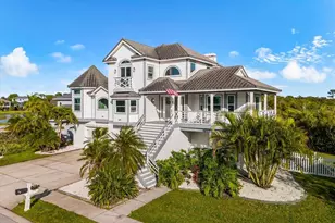 2002 Alexis Ct, Tarpon Springs, FL 34689 - Photo 1