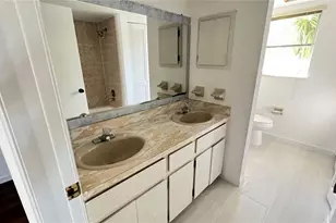 10548 86th Ave N, Seminole, FL 33772 - Photo 11