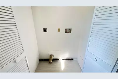 10548 86th Avenue N, Seminole, FL 33772 - Photo 13