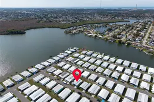 2033 Maui Dr, Holiday, FL 34691 - Photo 19