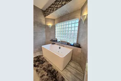 2214 Fentress Court, Spring Hill, FL 34609 - Photo 13