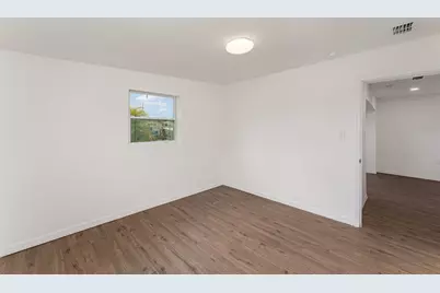 833 N Suwannee Avenue, Lakeland, FL 33815 - Photo 17