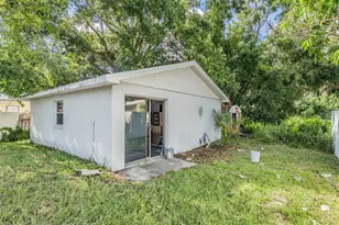 8905 W Hamilton Ave, Tampa, FL 33615 - Photo 15