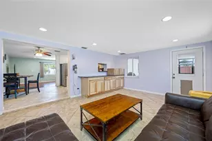 1900 60th Way N, Saint Petersburg, FL 33710 - Photo 23