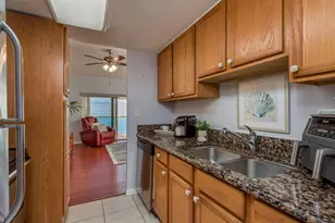 880 Mandalay Ave, Clearwater Beach, FL 33767 - Photo 11