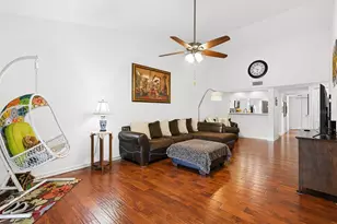 3203 Landmark Dr, Clearwater, FL 33761 - Photo 5