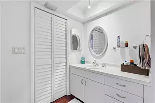 3203 Landmark Dr, Clearwater, FL 33761 - Photo 13