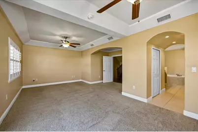 136 175th Avenue E, Redington Shores, FL 33708 - Photo 13