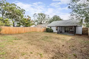 404 Regal Park Dr, Valrico, FL 33594 - Photo 21