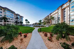 622 Edgewater Dr, Dunedin, FL 34698 - Photo 27