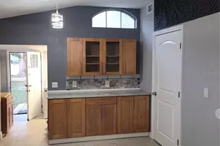 5548 11th St, Zephyrhills, FL 33542 - Photo 17