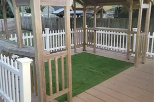 5548 11th St, Zephyrhills, FL 33542 - Photo 13