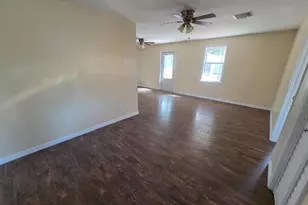 36627 Eiland Blvd, Zephyrhills, FL 33541 - Photo 11