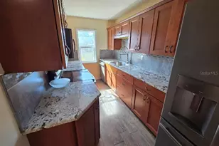 36627 Eiland Blvd, Zephyrhills, FL 33541 - Photo 17