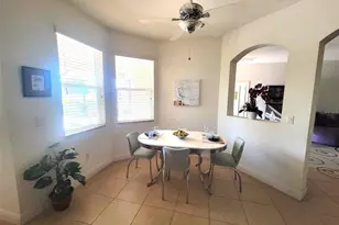 13631 Artesa Bell Dr, Riverview, FL 33579 - Photo 9