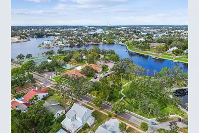 305 Grand Boulevard, Tarpon Springs, FL 34689 - Photo 49