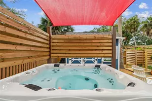 305 Grand Blvd, Tarpon Springs, FL 34689 - Photo 35