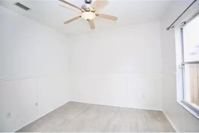 24421 Breezy Oak Court, Lutz, FL 33559 - Photo 17