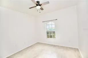 24421 Breezy Oak Ct, Lutz, FL 33559 - Photo 13