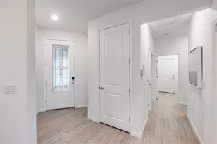 29060 Coral Harbour Dr, Englewood, FL 34223 - Photo 13