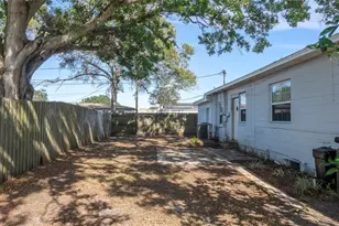 2900 Leslee Lake Dr N, Saint Petersburg, FL 33713 - Photo 27