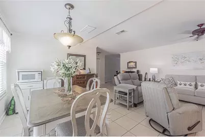 5501 80th Street N #206, Saint Petersburg, FL 33709 - Photo 9