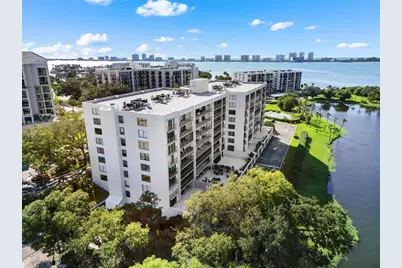 220 Belleview Boulevard #702, Belleair, FL 33756 - Photo 3