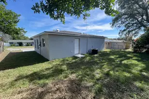 9835 Gray Fox Ln, Port Richey, FL 34668 - Photo 9