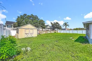 2449 66th Ave S, Saint Petersburg, FL 33712 - Photo 17