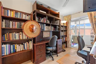 3910 37th St S, Saint Petersburg, FL 33711 - Photo 13